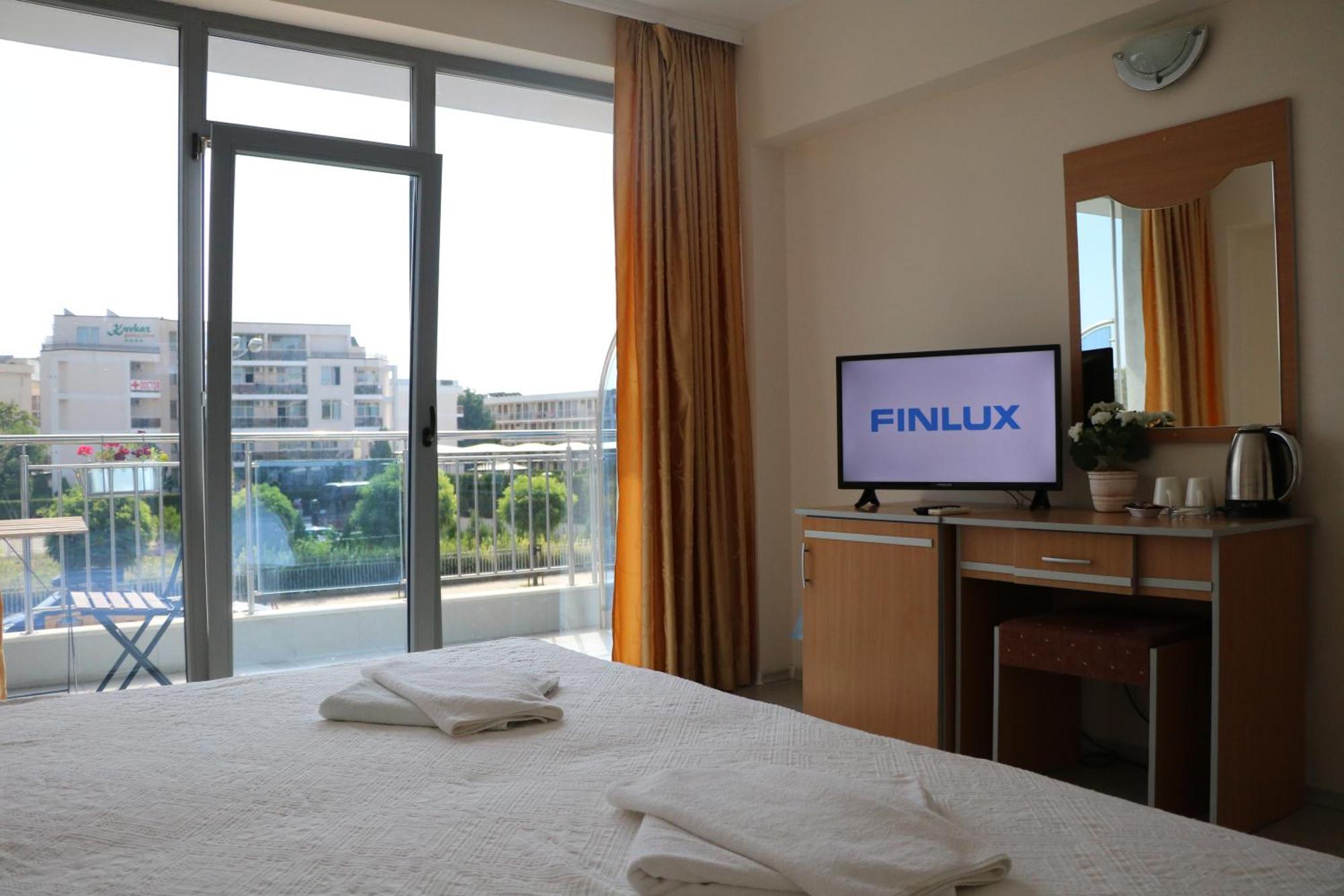 Persani Hotel-Free Parking ซันนีบีช ภายนอก รูปภาพ