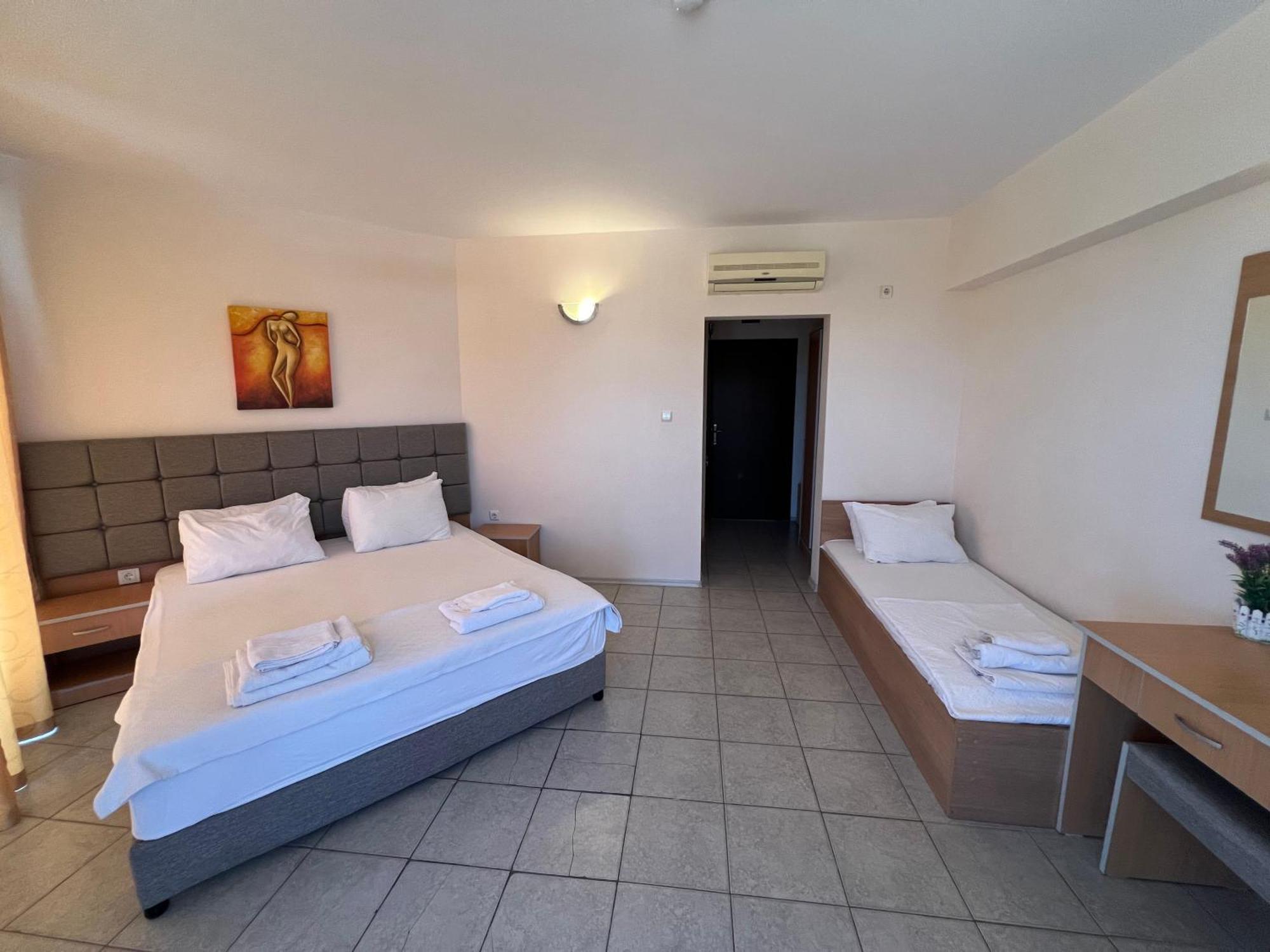 Persani Hotel-Free Parking ซันนีบีช ภายนอก รูปภาพ