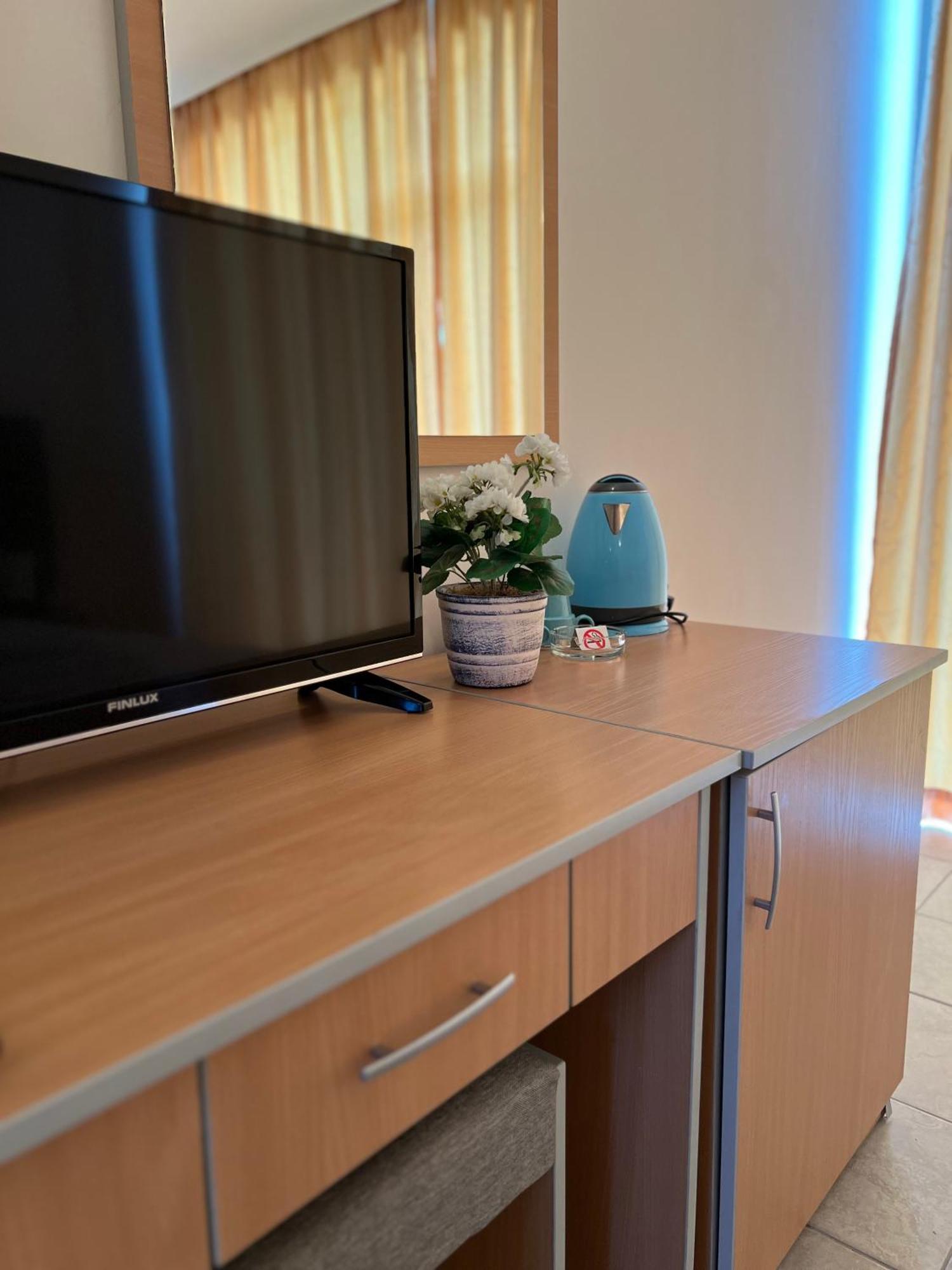 Persani Hotel-Free Parking ซันนีบีช ภายนอก รูปภาพ