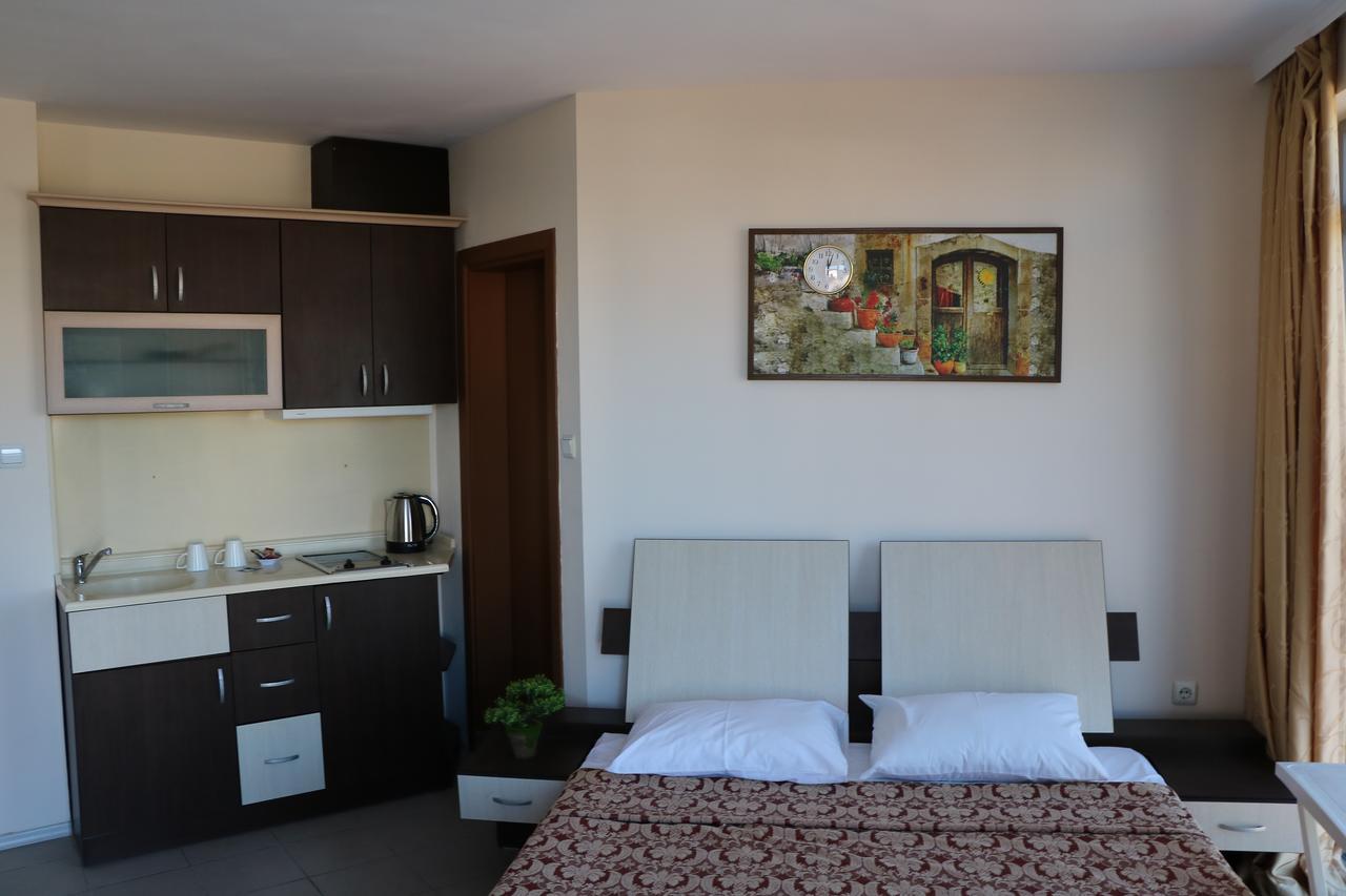 Persani Hotel-Free Parking ซันนีบีช ภายนอก รูปภาพ